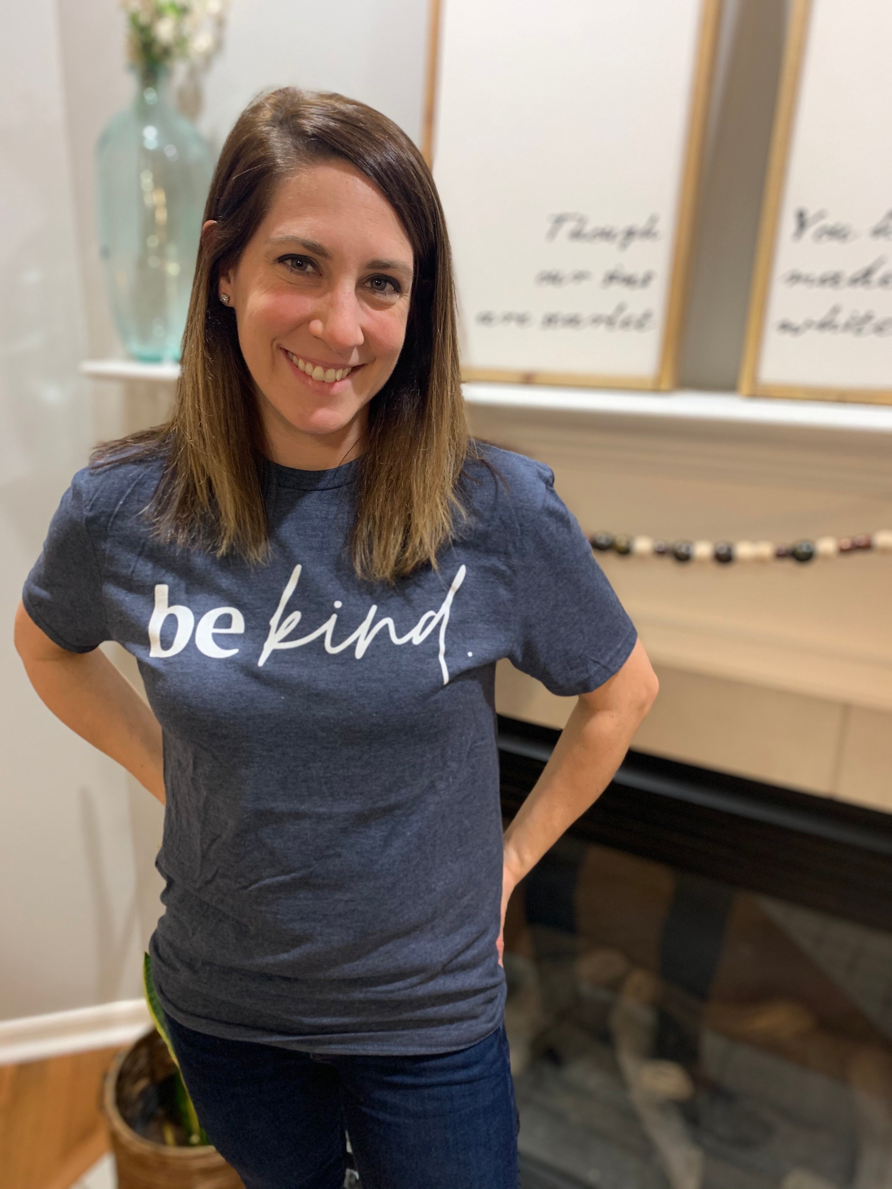 be kind. (Heathered Navy)